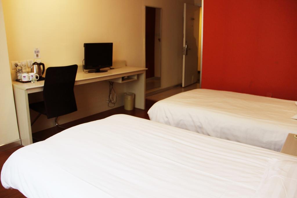 Hanting Express Qingdao Chengyang District Government Habitación foto